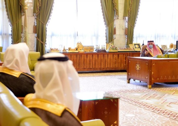 سمو أمير الرياض يستقبل مديرِي التعليم والشؤون الإسلامية والنقل بالمنطقة