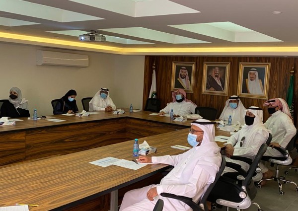 وفد من مركز تعارفوا للإرشاد الأُسَري يزور جمعية البر في الرياض