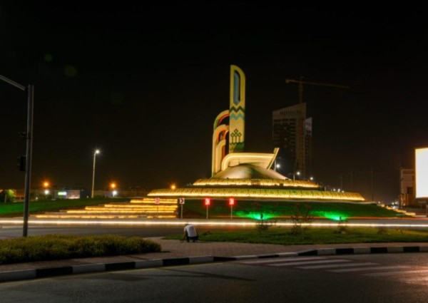 أمانة الشرقية: حاضرة الدمام تزدان بالمجسمات التجميلية وإنارات الزينة استعدادا لعيد الأضحى المبارك