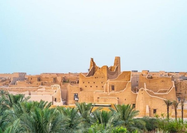 “بوابة الدرعية” تُطلق 13 مشروعاً ومبادرةً تنموية وخيرية لدعم مجتمع الدرعية