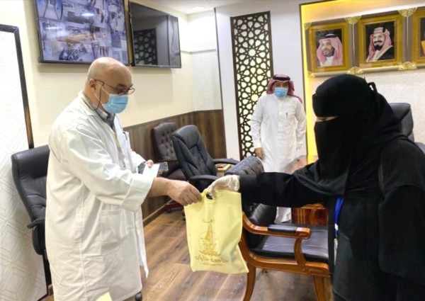 الكلية الجامعية بصامطة تنظم مبادرة ” شكراً أبطال الصحة”