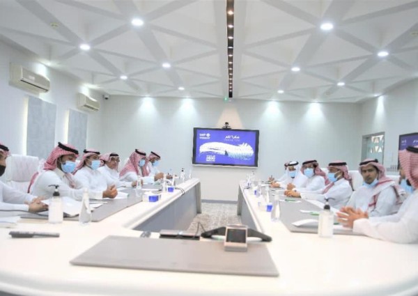 وفد من جامعة الحدود الشمالية يزور المعهد السعودي التقني للتعدين
