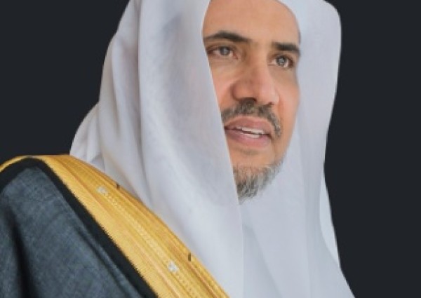 أمين رابطة العالم الإسلامي يتلقى اتصالاً هاتفياً من وزير الخارجية الفرنسي