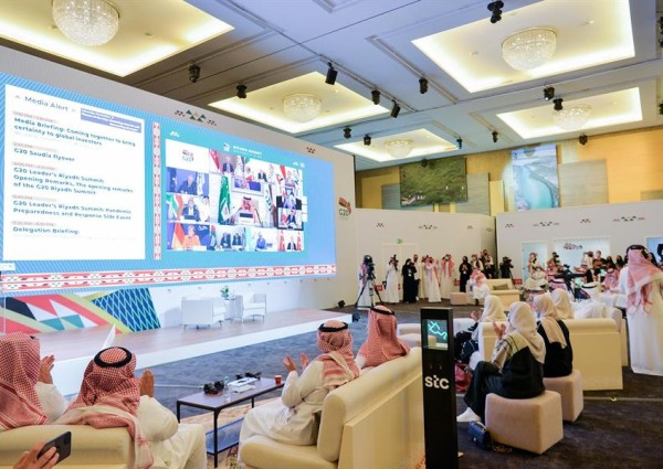 عدد من قادة دول مجموعة العشرين يشاركون في الفعالية المصاحبة لـ ( G20 ) حول التأهب والتصدي للأوبئة