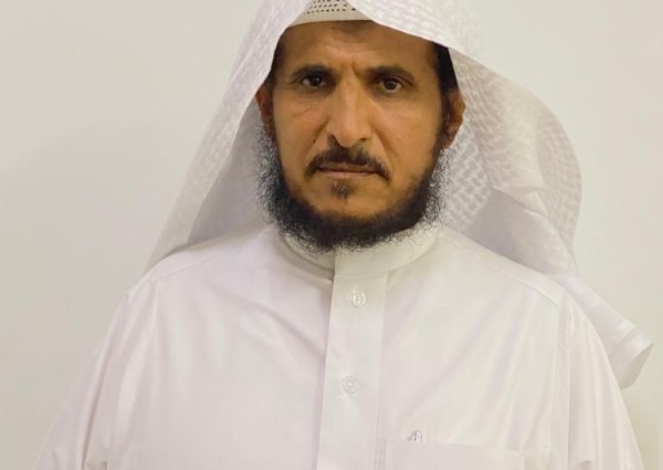 الدكتوراة لآل مقرح  من جامعة الامام