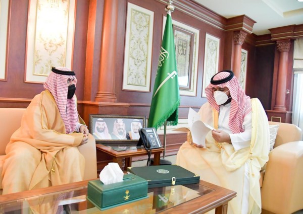 سمو نائب أمير منطقة جازان يطلع على التقرير الخاص بإنجازات وجهود مكافحة المخدرات بالمنطقة..