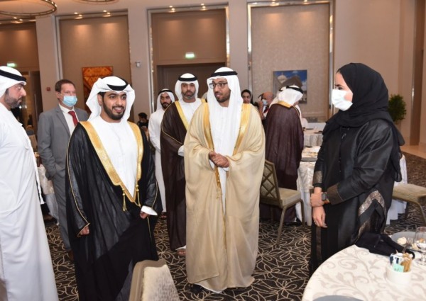 برعاية الشيخ ” حميد بن خالد القاسمي ” .. رابطة فخر الوطن التطوعية تنظم إحتفاليات اليوم الوطني الإماراتي والعماني والبحريني