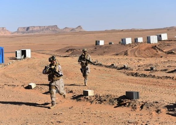 بالصور .. اختتام تمرين “مخالب الصقر2” بين القوات البرية والقوات الأمريكية