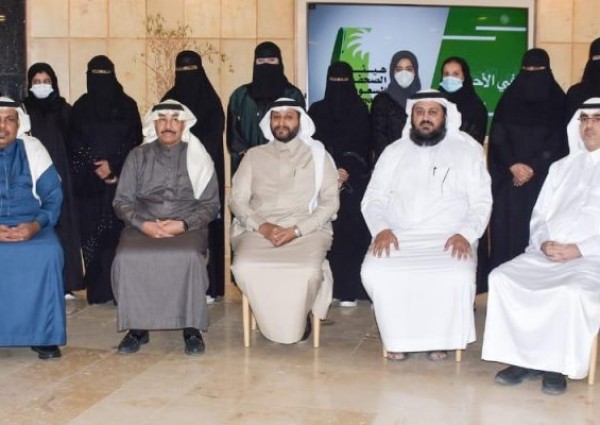 مدير فرع هيئة الصحفيين السعوديين في الأحساء يشهد الحفل الختامي للبرنامج التأهيلي “صناعة الإعلام الرقمي”