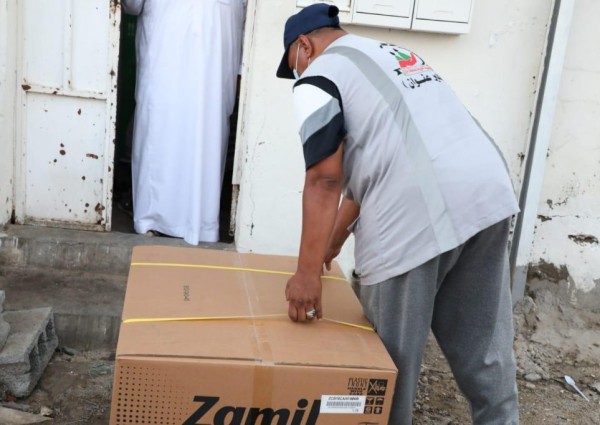 بر جازان تطلق مبادرة “فرحتكم نور لنا” بتوزيع ( 465 ) جهاز كهربائي منزلي