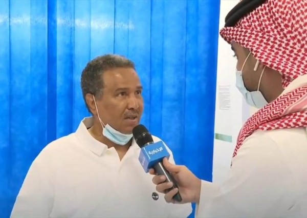 بعد تلقيه لقاح كورونا .. بالفيديو: محمد عبده يوجه رسالة هامة للمواطنين والمقيمين