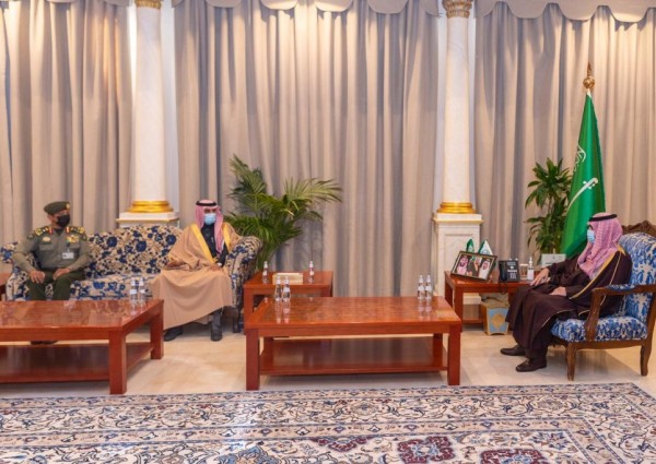 سمو أمير الجوف يستقبل مدير جوازات المنطقة المعين حديثاً