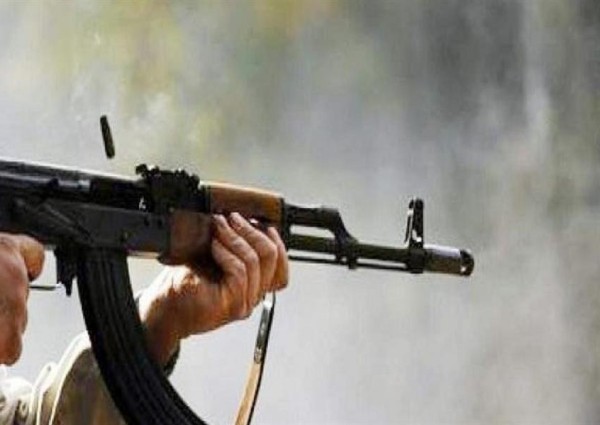 بالفيديو: شاب يطلق الرصاص من سلاح رشاش في الرياض .. ومطالبات بالقبض عليه