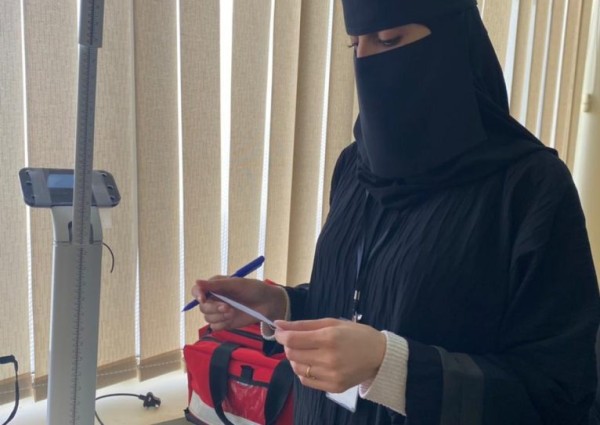 زيارة فريق مبادرة اعرف ارقامك للإدارات النسائية بتعليم منطقة الحدود الشمالية