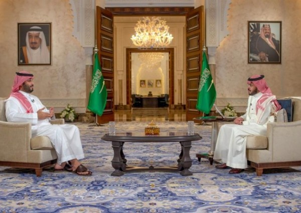 ولي العهد: عام 2015 كان صعبًا للغاية و 80% من الوزراء في ذلك الوقت غير أكفاء