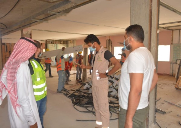 مدير مستشفى صامطة يتفقد المشروعات التطويرية للارتقاء بمستوى الخدمات الصحية