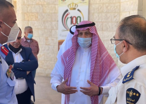 سفير خادم الحرمين بالأردن يتفقد سير العمل في منفذ “الحديثة – العمري” الحدودي بين البلدين
