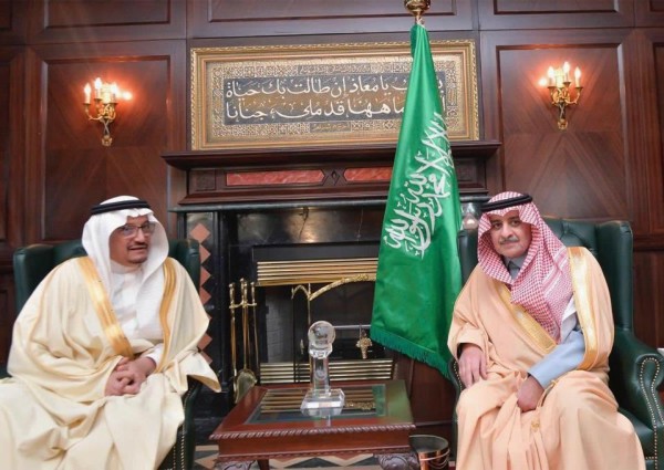 تخصيص قاعة الأمير فهد بن سلطان العلمية بتبوك كمركز للقاحات