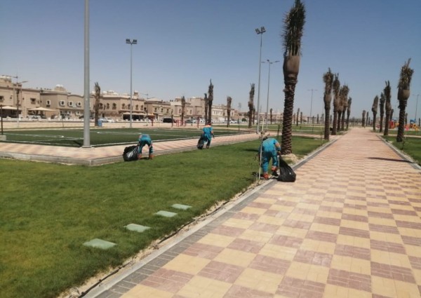 بلدية الجبيل تزيل 90 سيارة ومركبة تالفة وأكثر من 400 لوحة مخالفة ضمن حملاتها لإزالة التشوهات البصرية خلال أسبوع