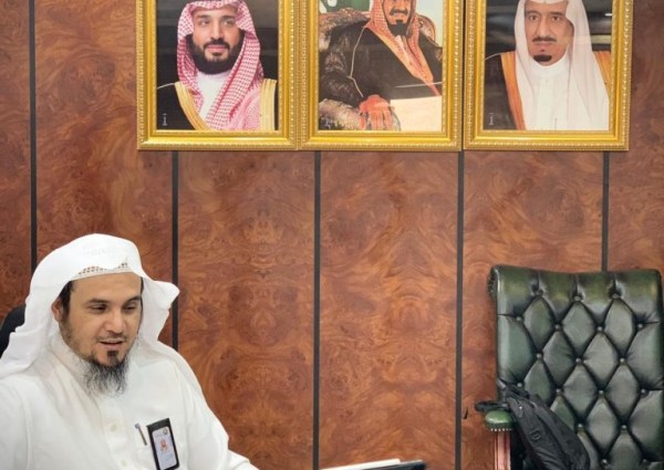 مدير عام فرع الرئاسة العامة لهيئة الأمر بالمعروف بالجوف يجتمع بمديري الإدارات ورؤساء الهيئات