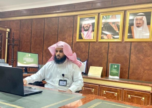 مدير هيئة الحدود الشمالية يعقد اجتماعاً برؤساء الهيئات والمراكز بالمنطقة