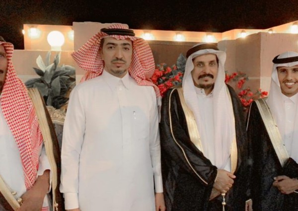 في ليلة من ليالي الفرح والسرور .. الشاب وافي بن سالم الملالي يودع العزوبية