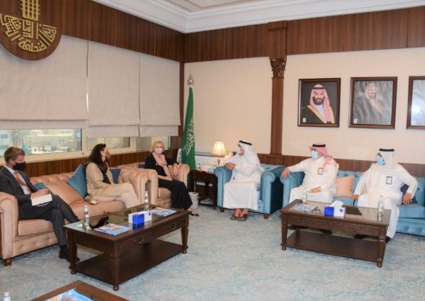 أمين الشرقية والقائمة بأعمال السفارة الأميركية يبحثان تعزيز أوجه التعاون المشترك في مجال تطوير المدن الذكية