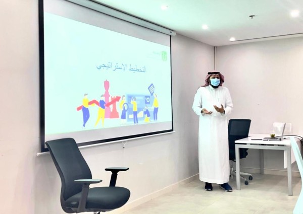 اجتماعات مكثفة لاستعراض ومناقشة الخطة الاستراتيجية لجمعية أيتام جدة 2022-2027م