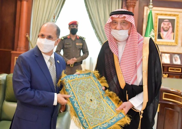 سمو أمير منطقة جازان يستقبل السفير الهندي لدى المملكة ..