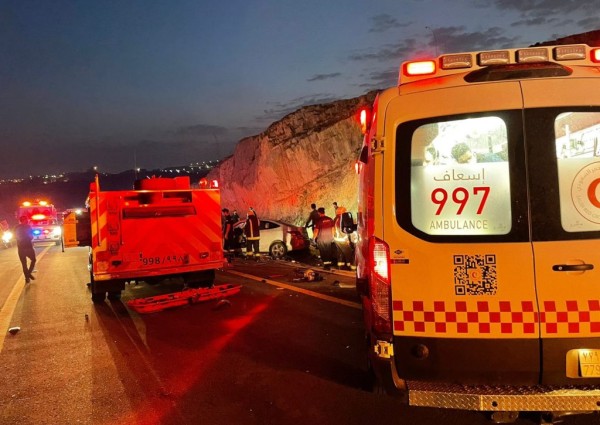 الهلال الأحمر بالباحة : وقوع حادث تصادم على الطريق الدائري .. والكشف عن عدد المصابين