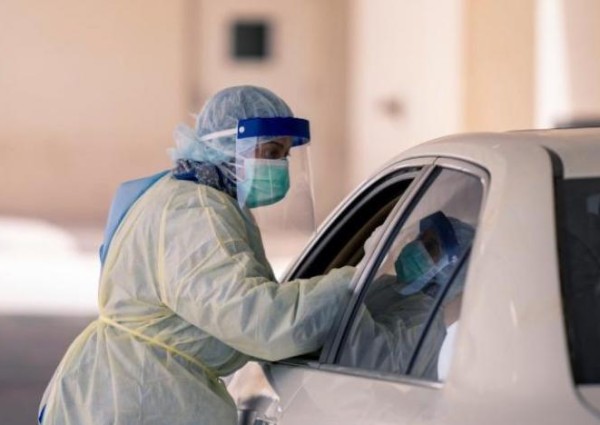 عبر العيادات المتنقلة .. صحة القصيم: منح لقاح كورونا في الحدائق والشوارع