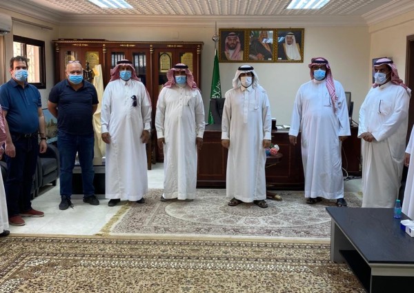 محافظ ضرية يستقبل فريق من المركز الوطني لتنمية الغطاء النباتي