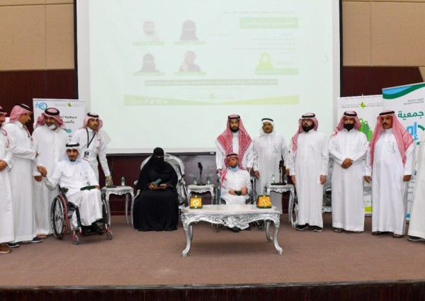 مركز الملك عبدالعزيز للحوار الوطني بالحدود الشمالية ينظم مقهى حواري تحت عنوان ” حاور فكري دون إعاقتي”