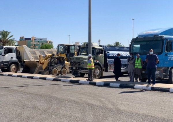 بالصور… أمانة تبوك تنفذ فرضية الامطار وتستعرض خطتها الإستباقية لتحييد خطر التجمعات المائية