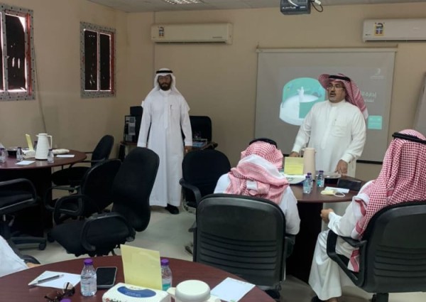 مدير عام تعليم حائل يدشن برنامج إدارة الأداء الوظيفي لشاغلي الوظائف الإدارية