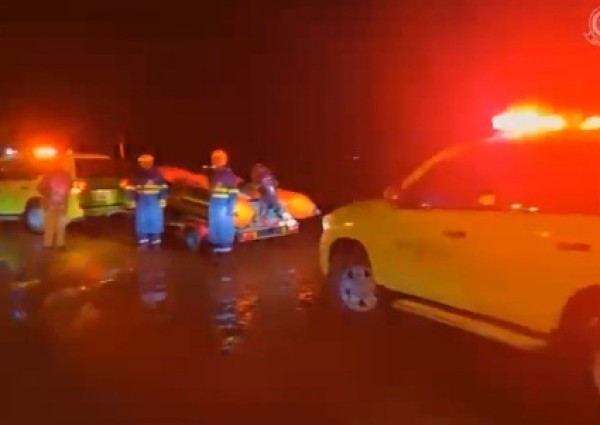 بالفيديو: انتشار ومتابعة ميدانية لمدني الجوف .. وتقديم المساعدة لحالة احتجاز بسبب الحالة المطرية