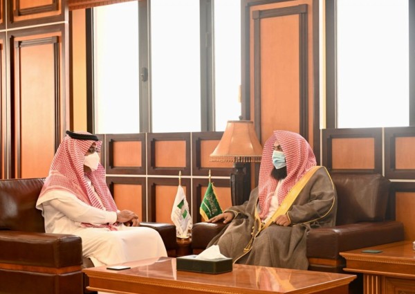 رئيس جامعة تبوك يطلق حملة ( مكارم الأخلاق ) التي تنظمها الرئاسة العامة لهيئة الأمر بالمعروف