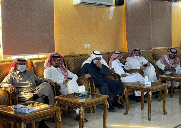 الموارد البشرية بحائل تدشن حملة التطعيم ضد الانفلونزا الموسمية بمركز التأهيل الشامل