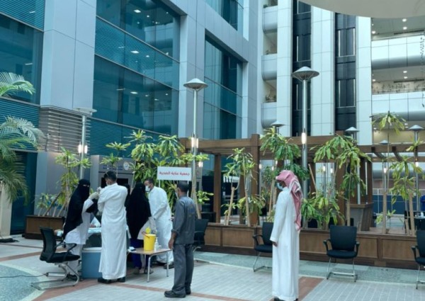 “صحة الرياض” تنفذ حملة توعوية لمنسوبي مدينة الملك عبدالله للطاقة