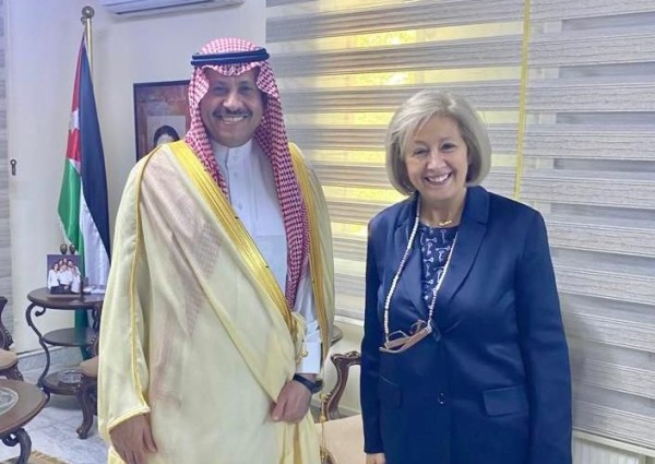 سفير المملكة في الأردن يزور معالي وزيرة الثقافة الأردنية في مكتبها