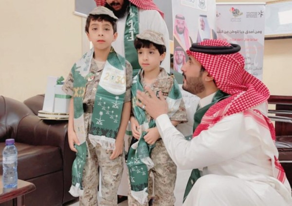 جمعية التنمية الأهلية بالشملي تكرم عدد من أسر الشهداء ضمن مبادرة “كلنا لكم وطن”