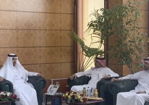 بلدية الخفجي ومجلس أعمال الخفجي يناقشان أبرز الأنشطة والمشاريع لتنمية المحافظة