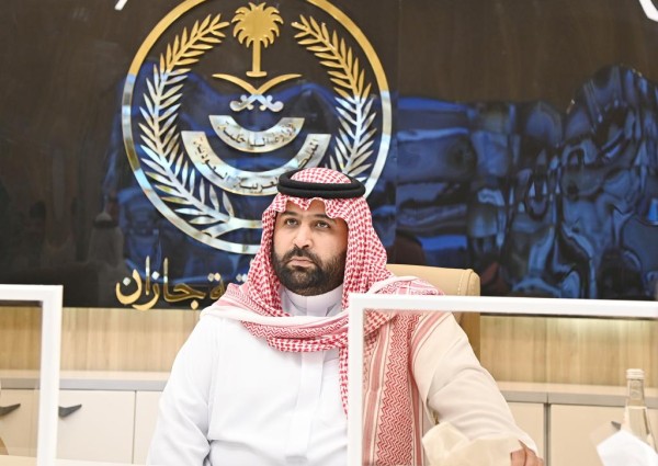 سمو نائب أمير منطقة جازان يدشن مركز المراقبة الأمنية بالإمارة..