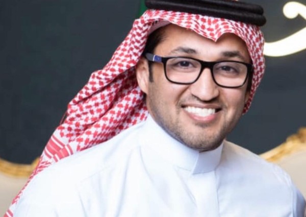 منح رتبة “بروفيسور” للدكتور خالد الدوسري