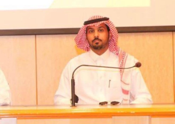 ترقية الدكتور “مالك بن قالط الرشيدي” إلى درجة أستاذ مشارك بالكلية التطبيقية في جامعة تبوك