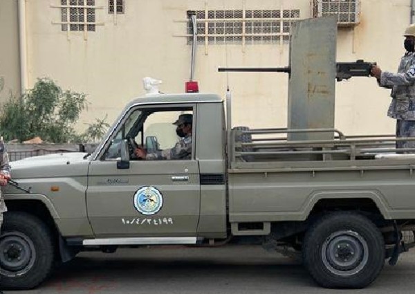 القبض على (5) مخالفين لنظام أمن الحدود بحوزتهم مادة الحشيش المخدر