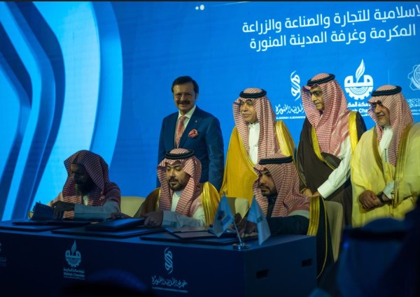 دبلوماسيين : اتفاقية “منافع” لها دافعاً قوياً لتعزيز الاقتصاد والحراك التجاري داخل المملكة