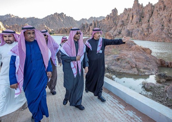 سمو نائب أمير حائل يقف على جاهزية السدود في المنطقة