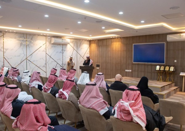 مدير صحة حائل يفتتح اللقاء التعريفي لمهام التحليل وذكاء الأعمال