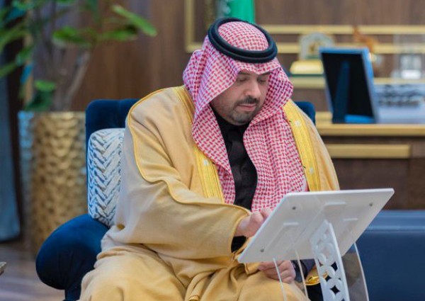 إحدى برامج التوعية .. سمو أمير الشمالية يدشن مسابقة حملة السلامة المرورية بحضور عدد من الجهات